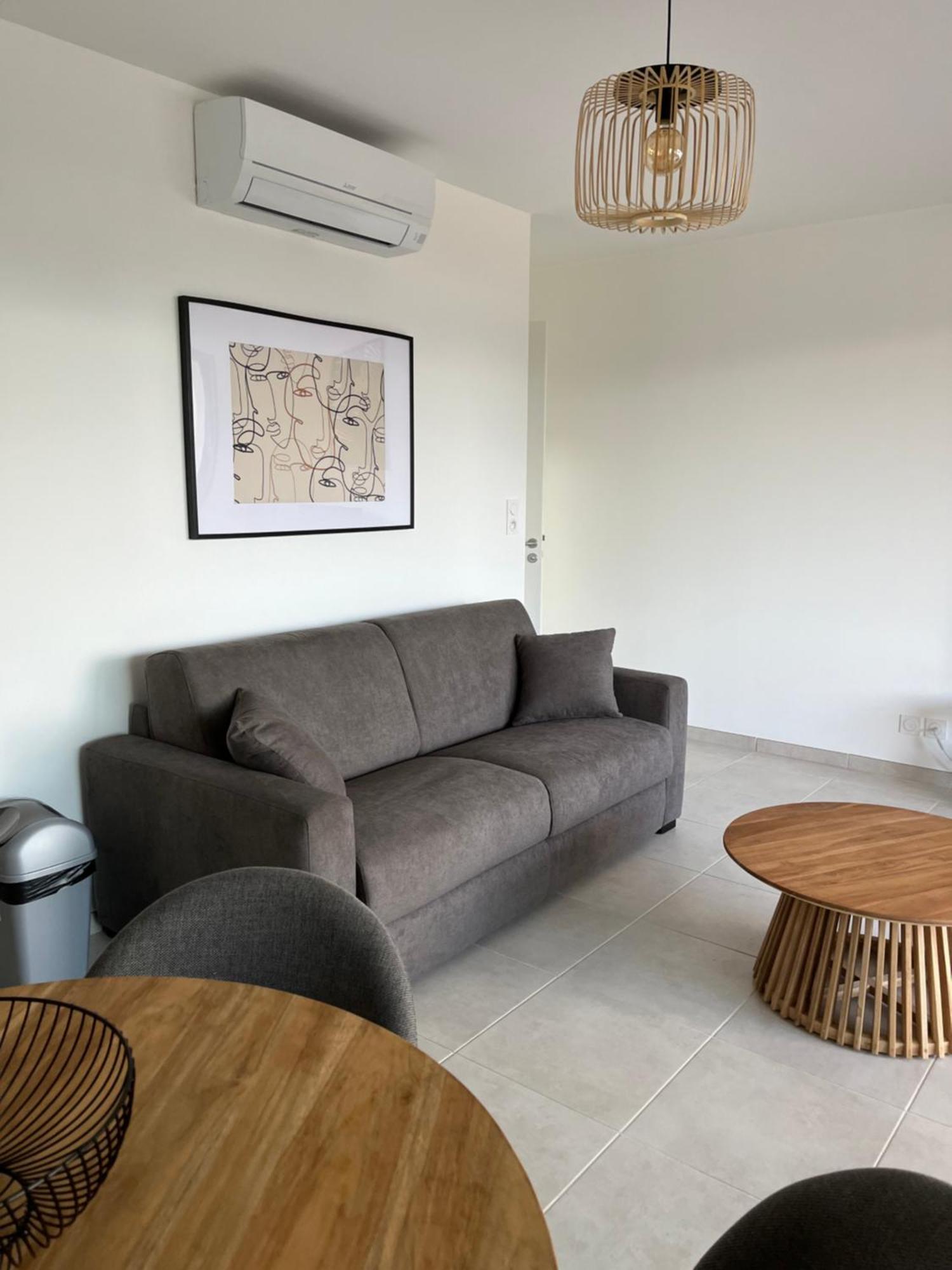 Apartment Loc A Machja Fiurita 1 Et 2 *