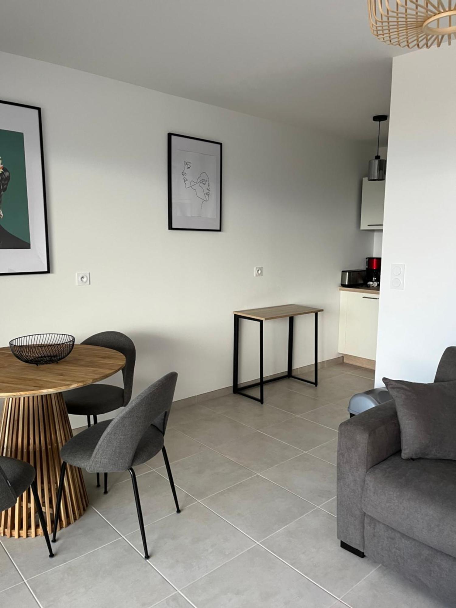 Apartment Loc A Machja Fiurita 1 Et 2 *